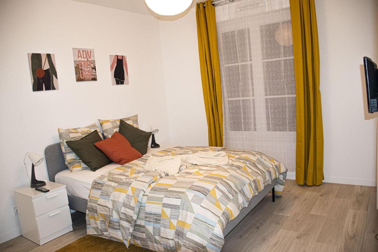 Superbe Appartement Entre Paris Et Disneyland Gagny Exterior foto